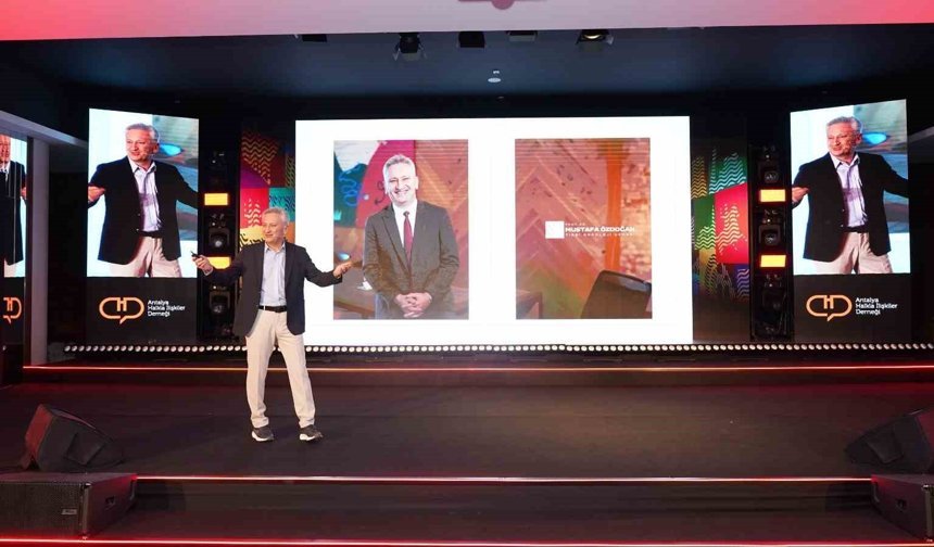 'Antalya Markaları Kongresi' başladı