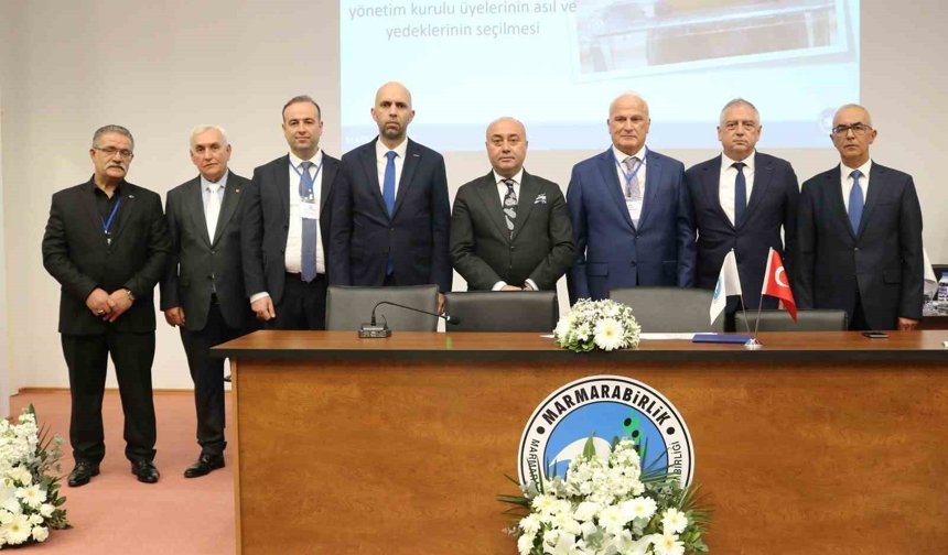 Marmarabirlik'te yeni dönem: Ali Yıldız ve ekibi 4 yıllığına göreve seçildi