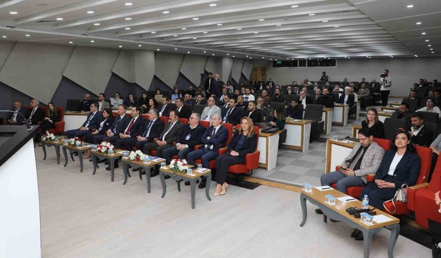 Van TSO'da 'Dijital Dönüşüm Konferansı' düzenlendi