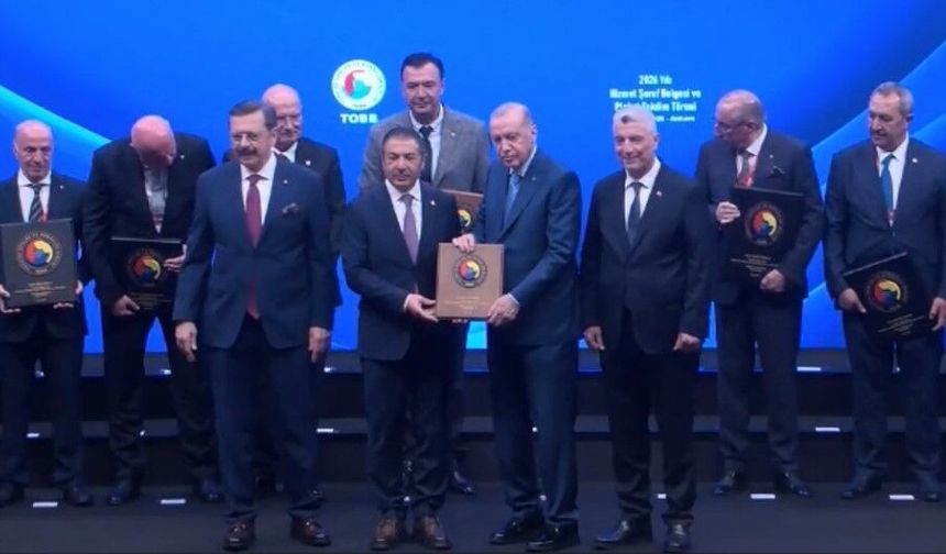 Cumhurbaşkanı Erdoğan'dan DTO Başkanı Erdoğan'a 'Hizmet Şeref' plaketi