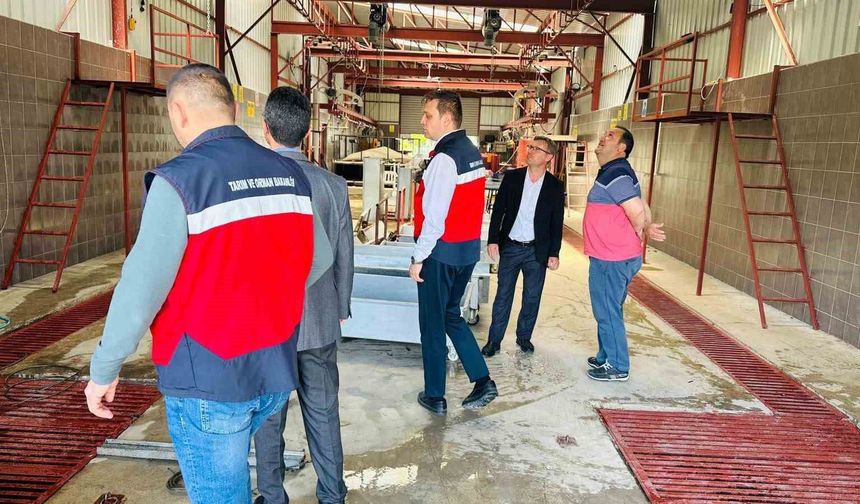 Gediz'de geçici kurban kesim yerlerinde denetim