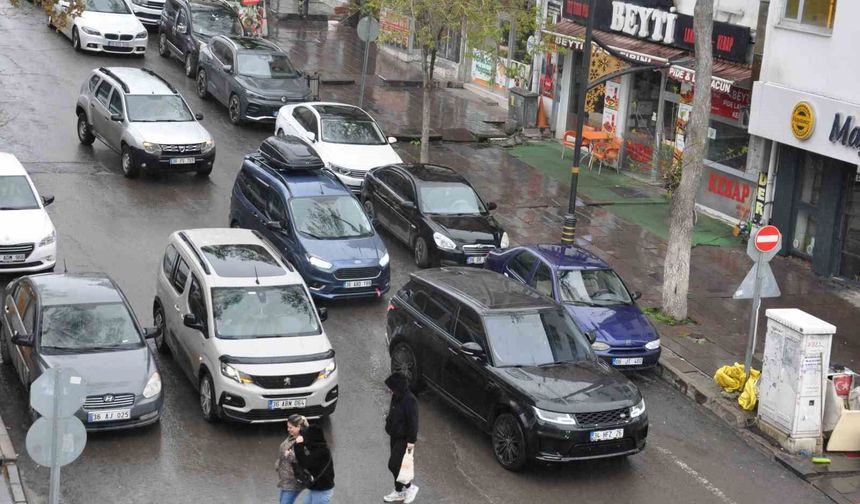 Kars bölgenin araç lideri oldu: Trafikte 55 bin 774 araçla zirveye yerleşti