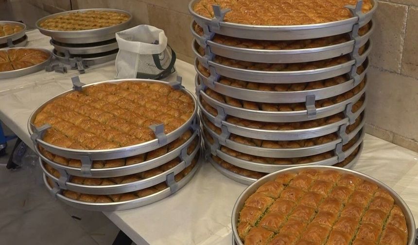 Kurban Bayramı öncesi baklavaya talep arttı, üretim 3-4 katına çıktı