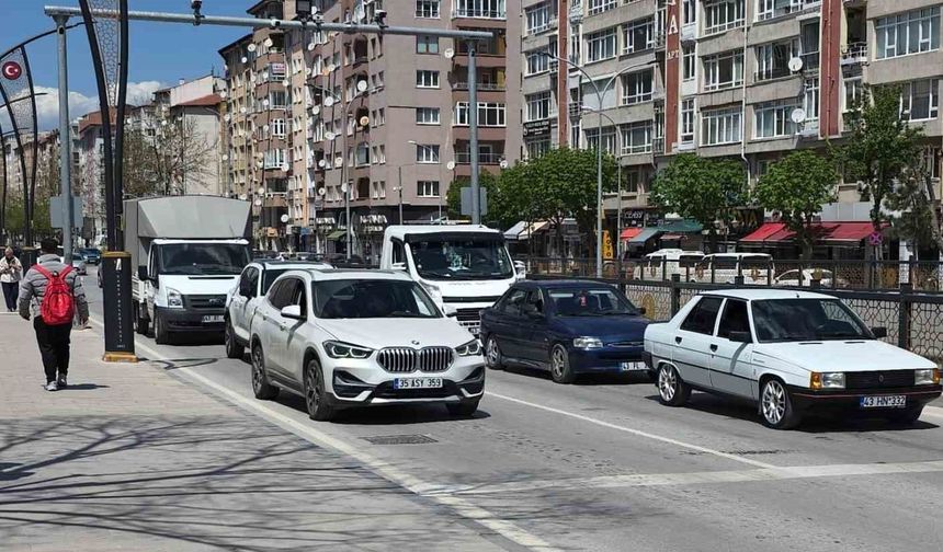 Kütahya'da araç sayısı artmaya devam ediyor