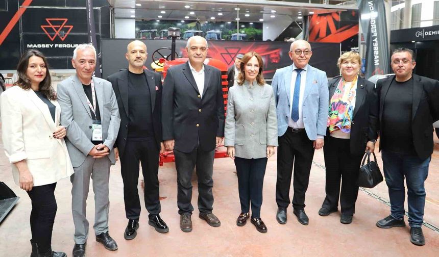 KUTSO Heyeti, Tarım Fuarı'nda incelemelerde bulundu