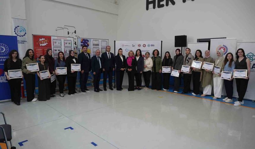 Samsun'da Kadın Mühendis Okulu ikinci dönem mezunlarını verdi