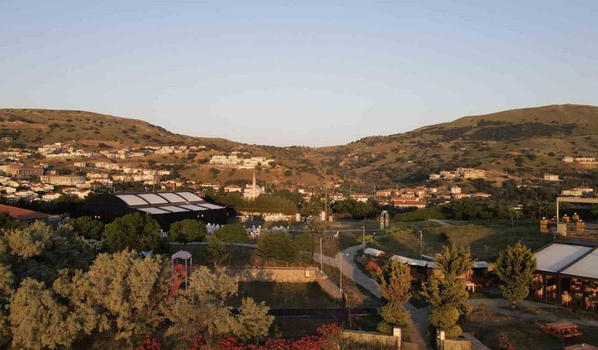 Türkiye'nin en büyük adası Gökçeada'da sezonu açtı, misafirlerini bekliyor