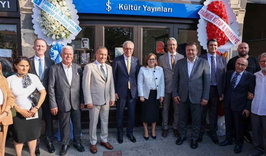 İş Bankası Kültür Yayınları'nın Gaziantep kitabevi açıldı