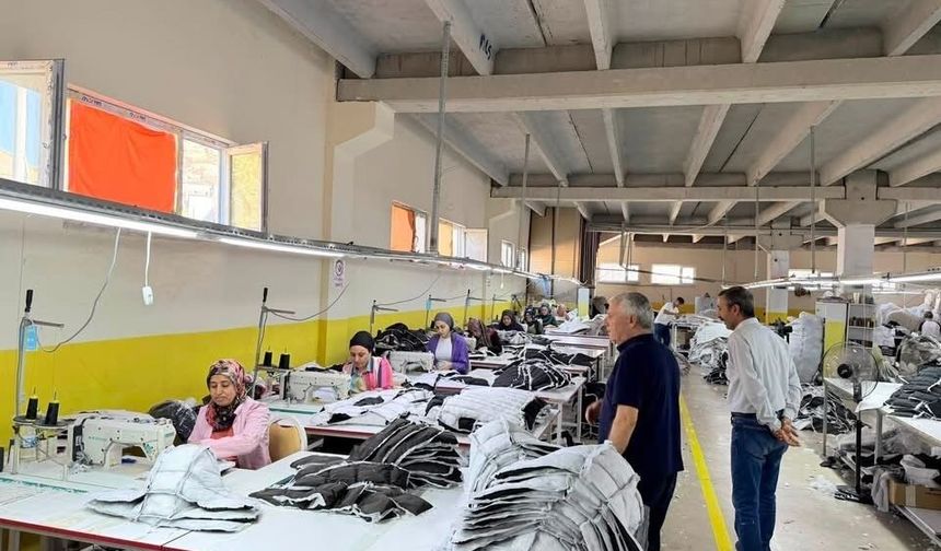 Çermik Belediyesinin tekstil fabrikası onlarca kişiye istihdam oluşturuyor