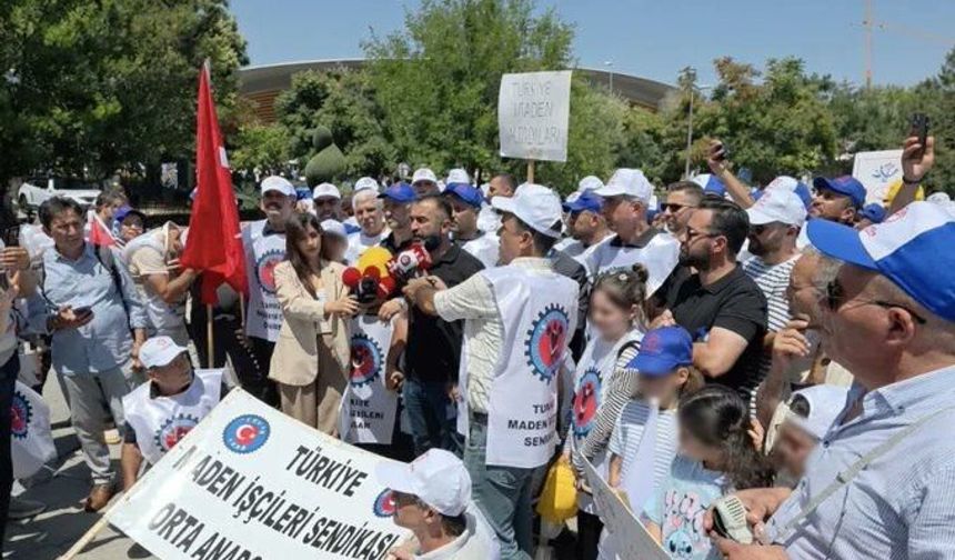 Doruk Madencilik işçilerinden Ankara Garı'na yürüyüş