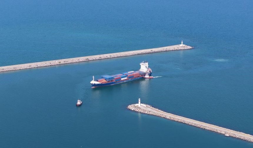 Karadeniz'de gemiler hedefte: 'Tahıl Koridoru benzeri bir anlaşma' önerisi