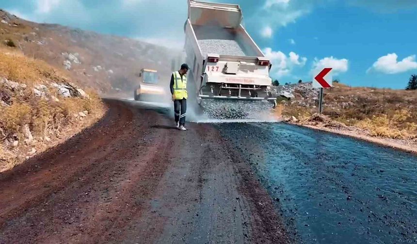 Kozağaç-Kavaklıdere yolunda 16 kilometrelik yenileme çalışması tamamlandı