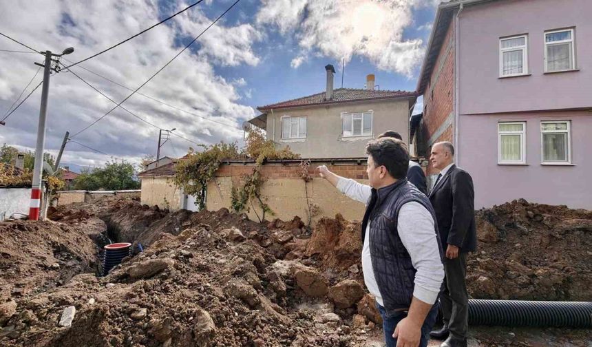 Hisarcık Kaymakamı Atam'dan Alınören köyü'nde altyapı incelemesi