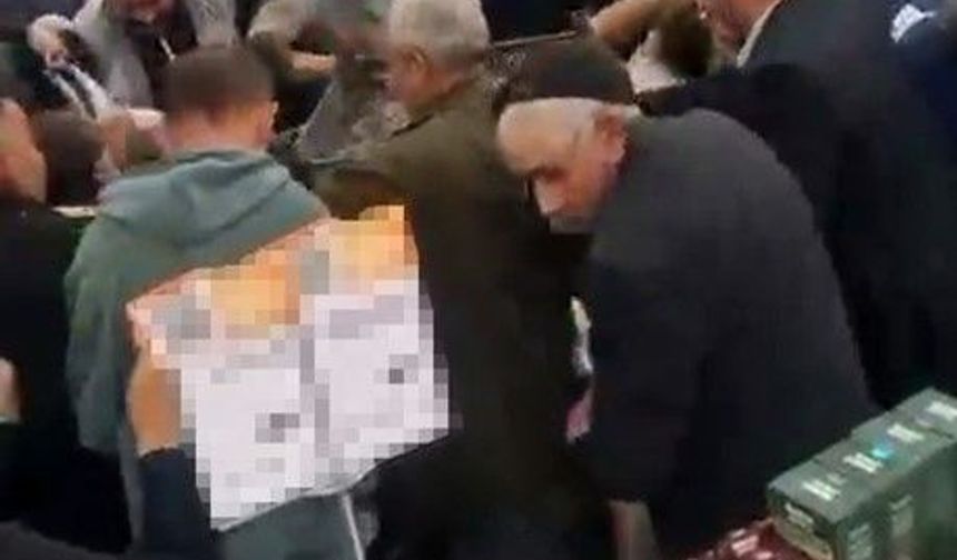 Iğdır'da markette ucuz palamut izdihama neden oldu