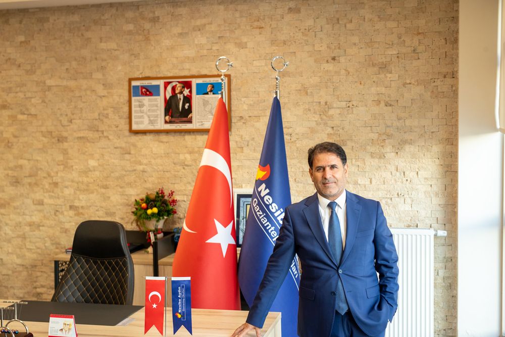 "Vizyon sahibi bireyler yetiştiriyoruz"