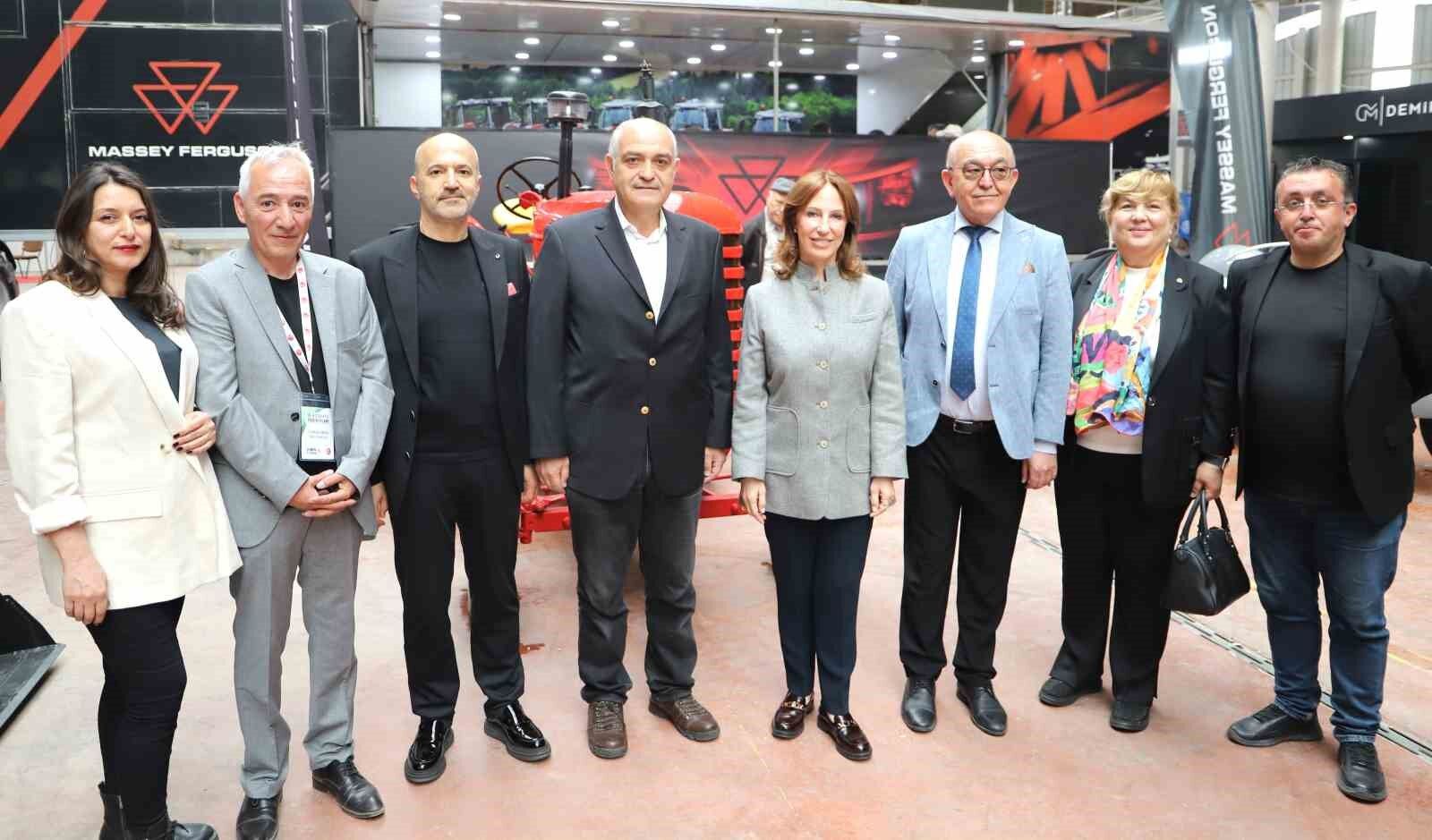 KUTSO Heyeti, Tarım Fuarı'nda incelemelerde bulundu