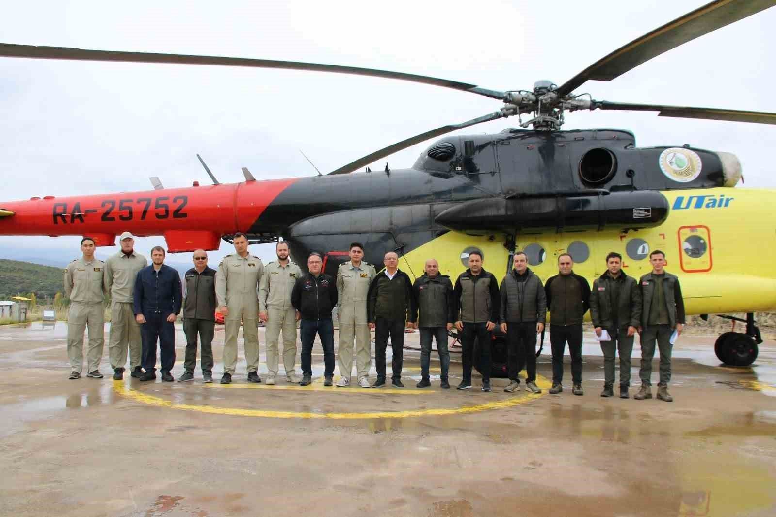 Kütahya'da yangın söndürme helikopterinin görev süresi tamamlandı