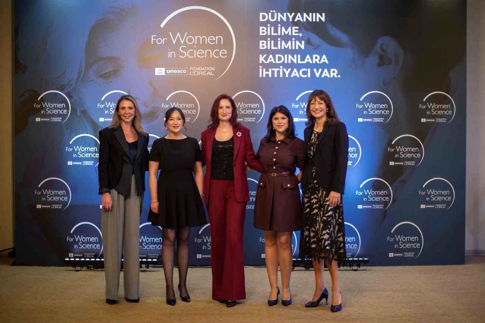 L'Oréal Türkiye'den dört yeni bilim kadınına destek